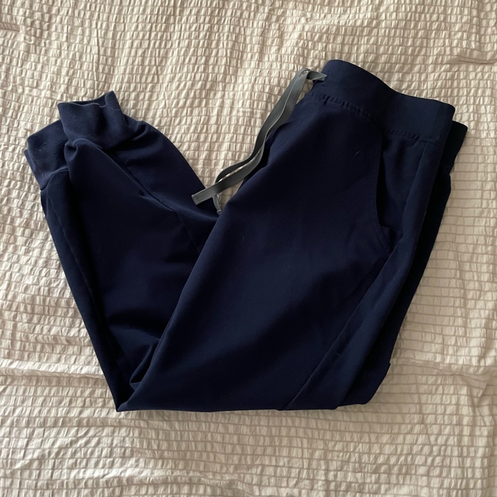 FIGS Navy Zamora Jogger Scrubs